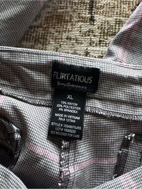 Flirtatious Plaid Wide-Leg Pants in Gray with Pink Stripe - XL